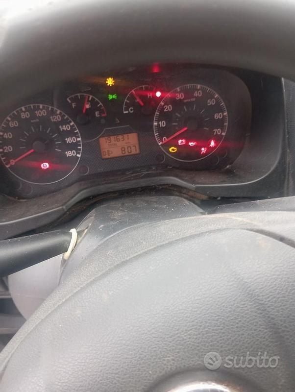 Usata Fiat Fiorino 75 CV (55 kW) 2008 Bianco Monovolume