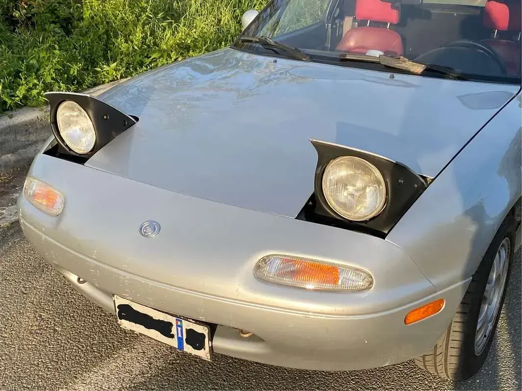 Usata Mazda MX5 90 CV (66 kW) 1996 Argento Cabrio