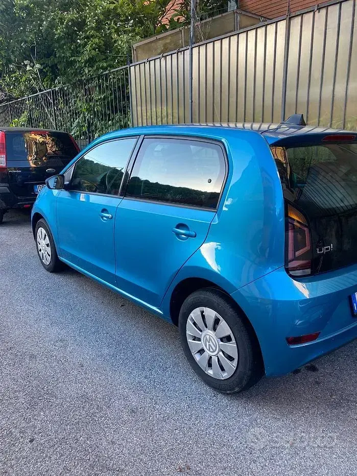 Usata VW up! 2017 Bluazzurro Utilitaria
