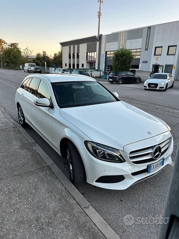 Usata Mercedes 200 122 CV (89 kW) 2015 Bianco Station wagon