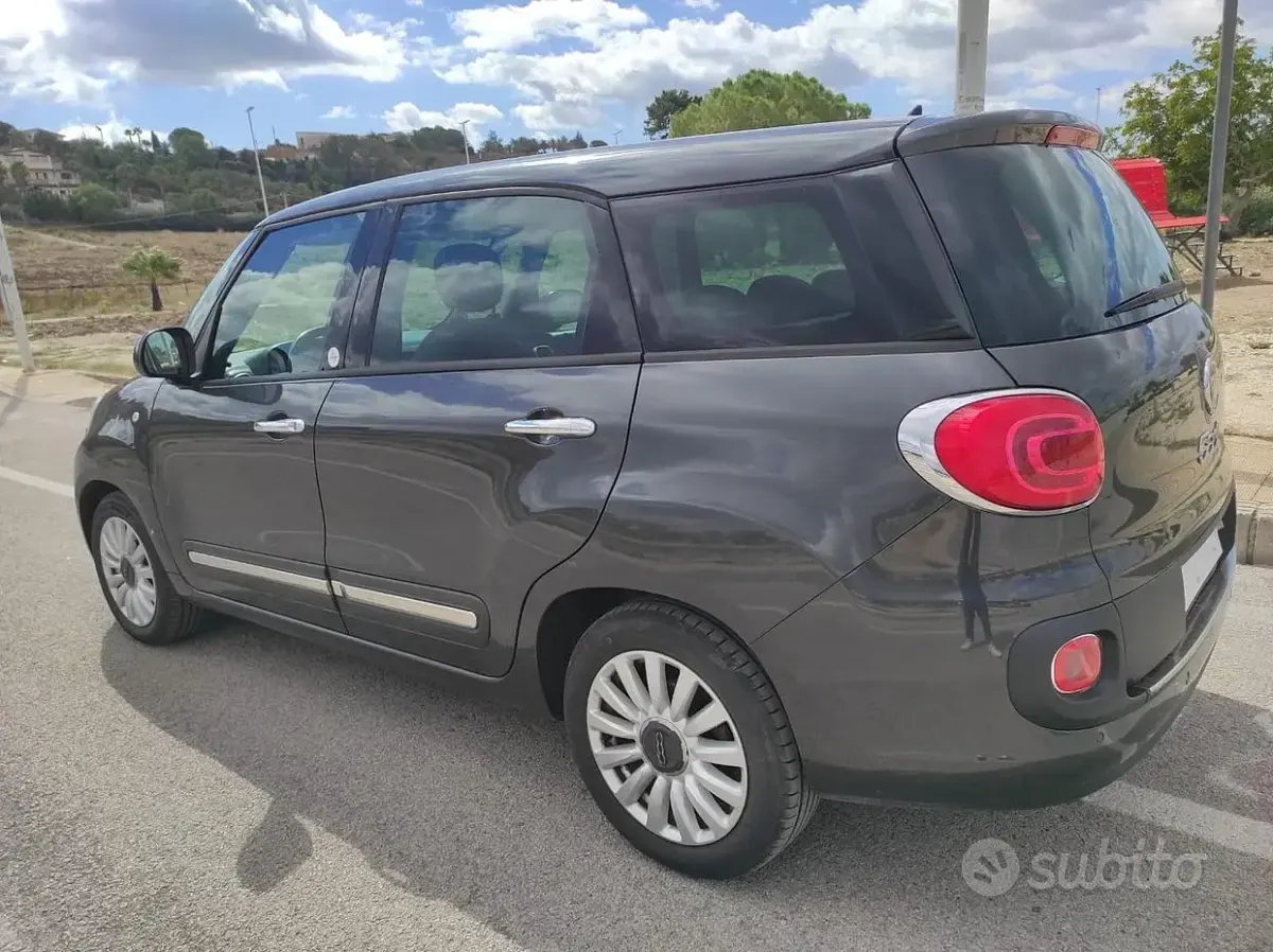 Usata Fiat 500 Living 105 CV (77 kW) 2013 Grigio Utilitaria