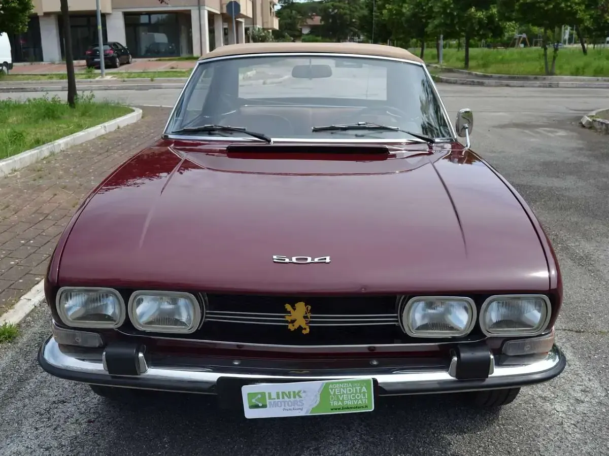 Usata Peugeot 504 97 CV (71 kW) 1977 Bordeaux Cabrio