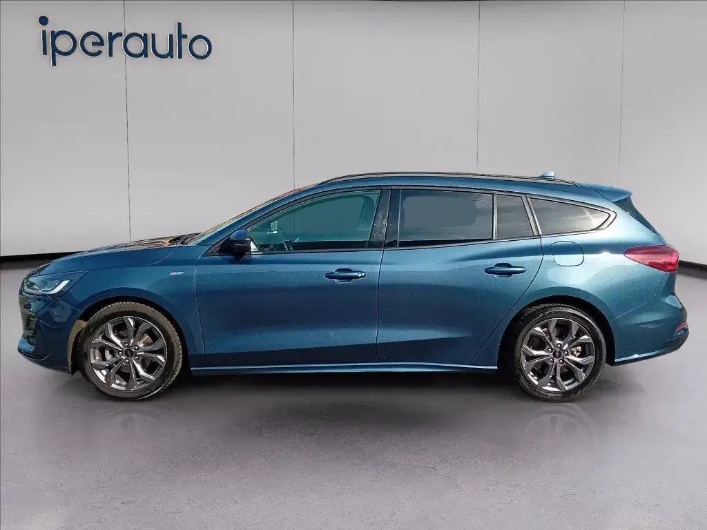 Usata Ford Focus ST-Line 125 CV (91 kW) 2023 Blu Station wagon