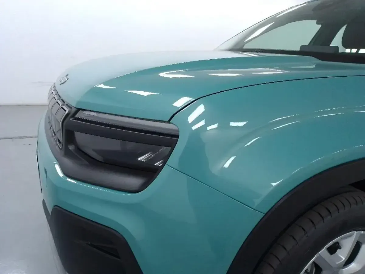 Usata Jeep Avenger Altitude 101 CV (74 kW) 2024 Blu SUV