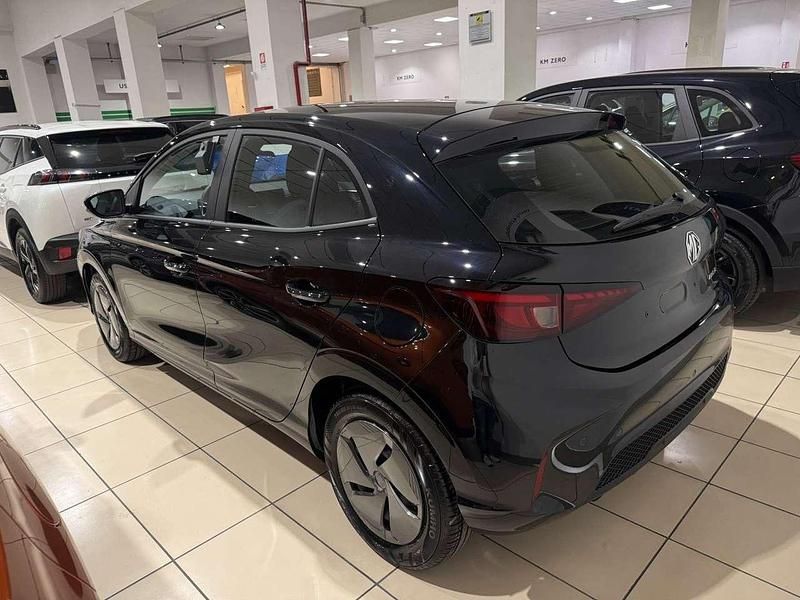 Nuova MG MG3 116 CV (85 kW) 2025 Nero Utilitaria