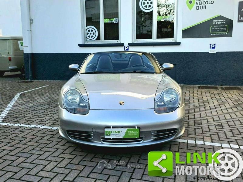 Second-hand Porsche Boxster 260 CP (191 kW) 2005 Argintiu Cabrio