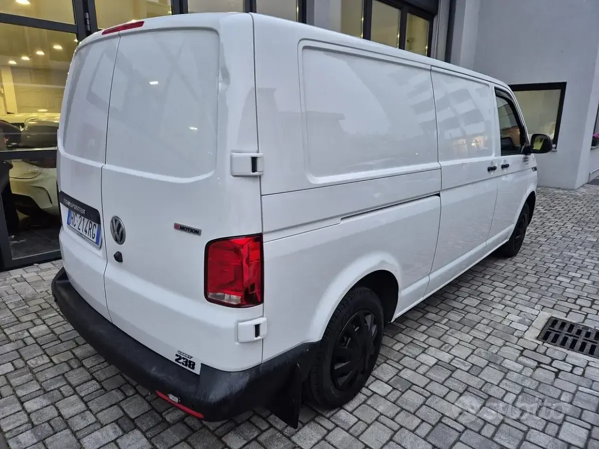 Usata VW T6.1 150 CV (110 kW) 2020 Bianco Furgone