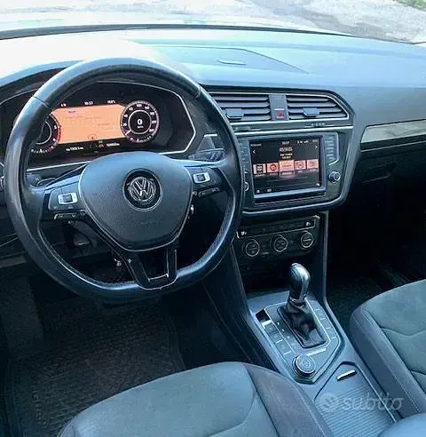 Usata VW Tiguan Executive 240 CV (176 kW) 2017 Grigio SUV