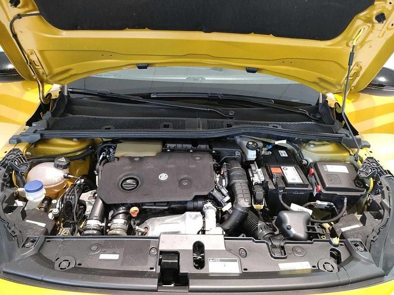 Brugt Peugeot 208 GT 100 HK (73 kW) 2023 Gul Hatchback