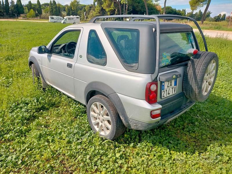 Grigio Usata 2004 Land Rover Freelander SE SUV | 3000 € (Buon prezzo) - Immagine 1/4