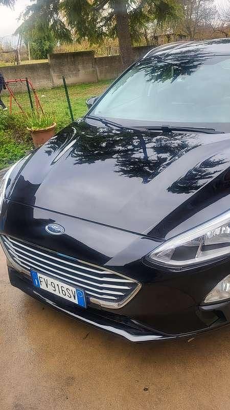 Usado Ford Focus Vignale 120 HP (88 kW) 2019 Carrinha