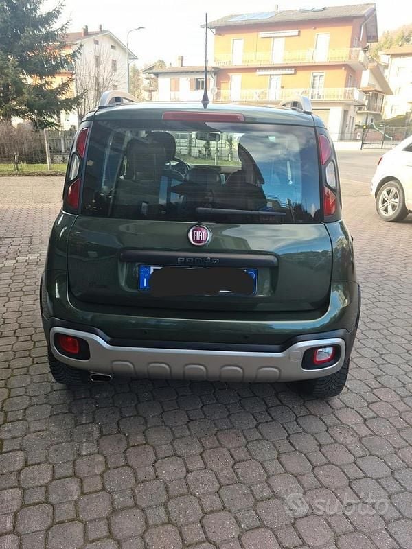 Usata Fiat Panda Cross Cross 95 CV (69 kW) 2015 Verde Utilitaria