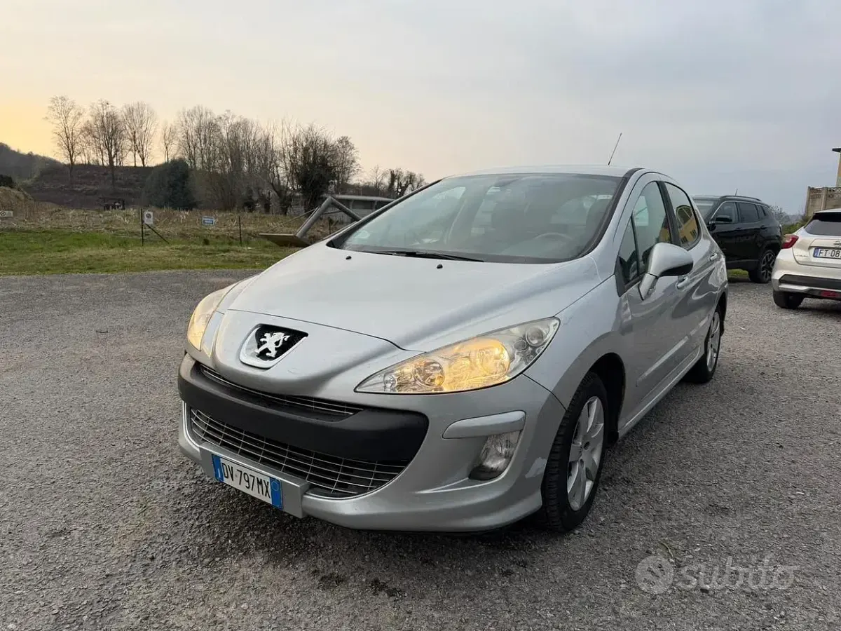 Usata Peugeot 308 120 CV (88 kW) 2009 Grigio Berlina