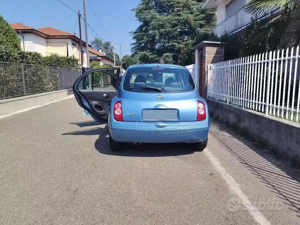 Usata Nissan Micra Acenta 80 CV (58 kW) 2007 Bluazzurro Berlina