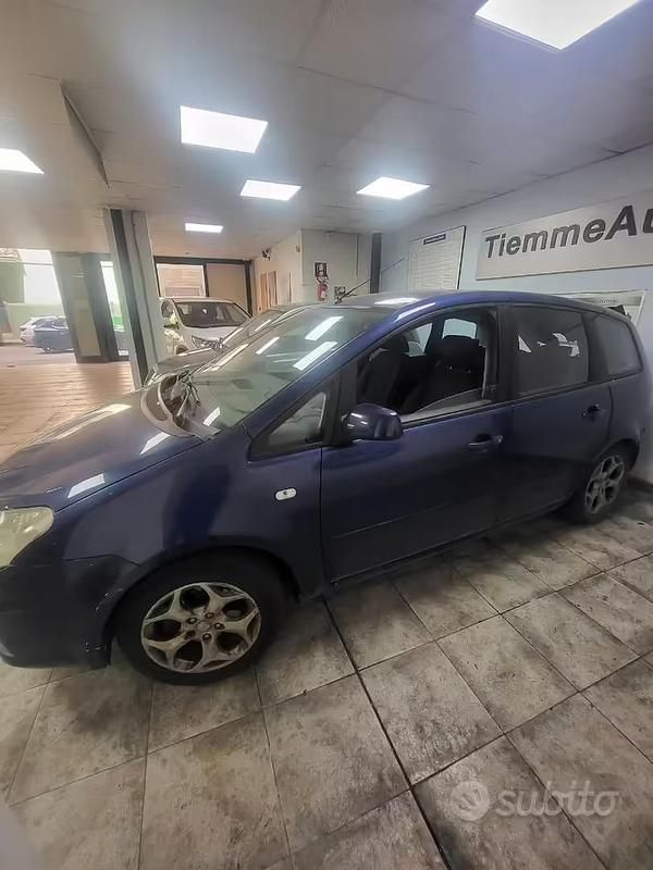 Begagnad Ford C-MAX 110 HK (80 kW) 2008 Blå Minibuss