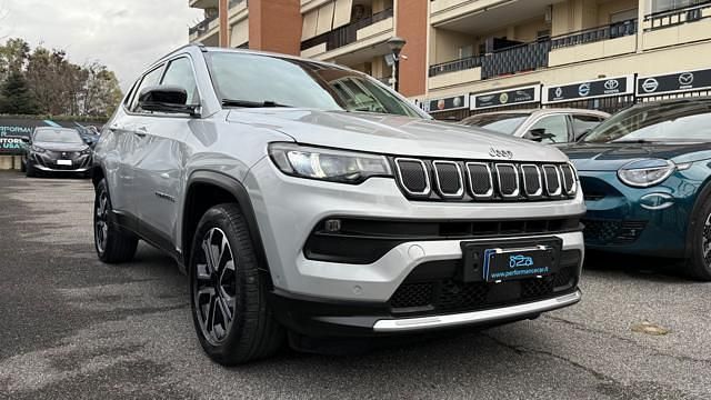 Usata Jeep Compass Limited 131 CV (96 kW) 2021 Bianco pastello SUV
