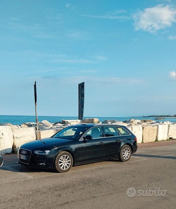 Usata Audi A4 140 CV (102 kW) 2015 Nero Station wagon