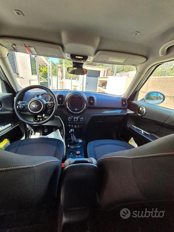 Usata Mini Countryman 156 CV (114 kW) 2019 Grigio SUV