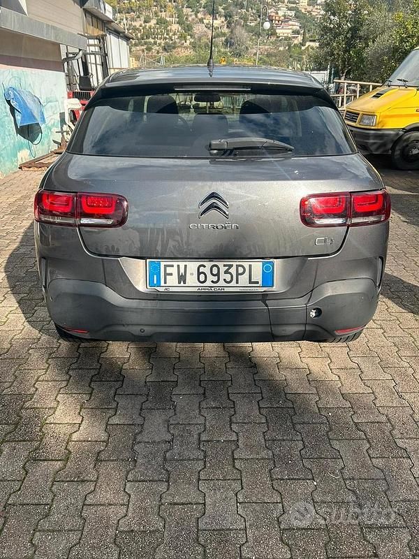 Usata Citroën C4 Cactus 92 CV (67 kW) 2019 Grigio Utilitaria