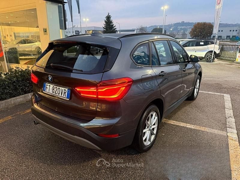 Usata BMW X1 Advantage 116 CV (85 kW) 2018 Grigio SUV