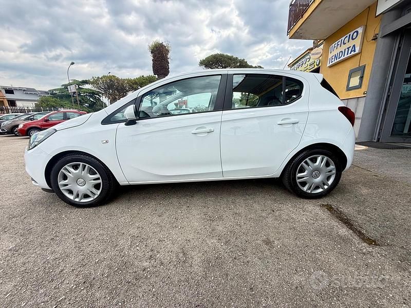 Usata Opel Corsa Cosmo 90 CV (66 kW) 2016 Bianco Utilitaria