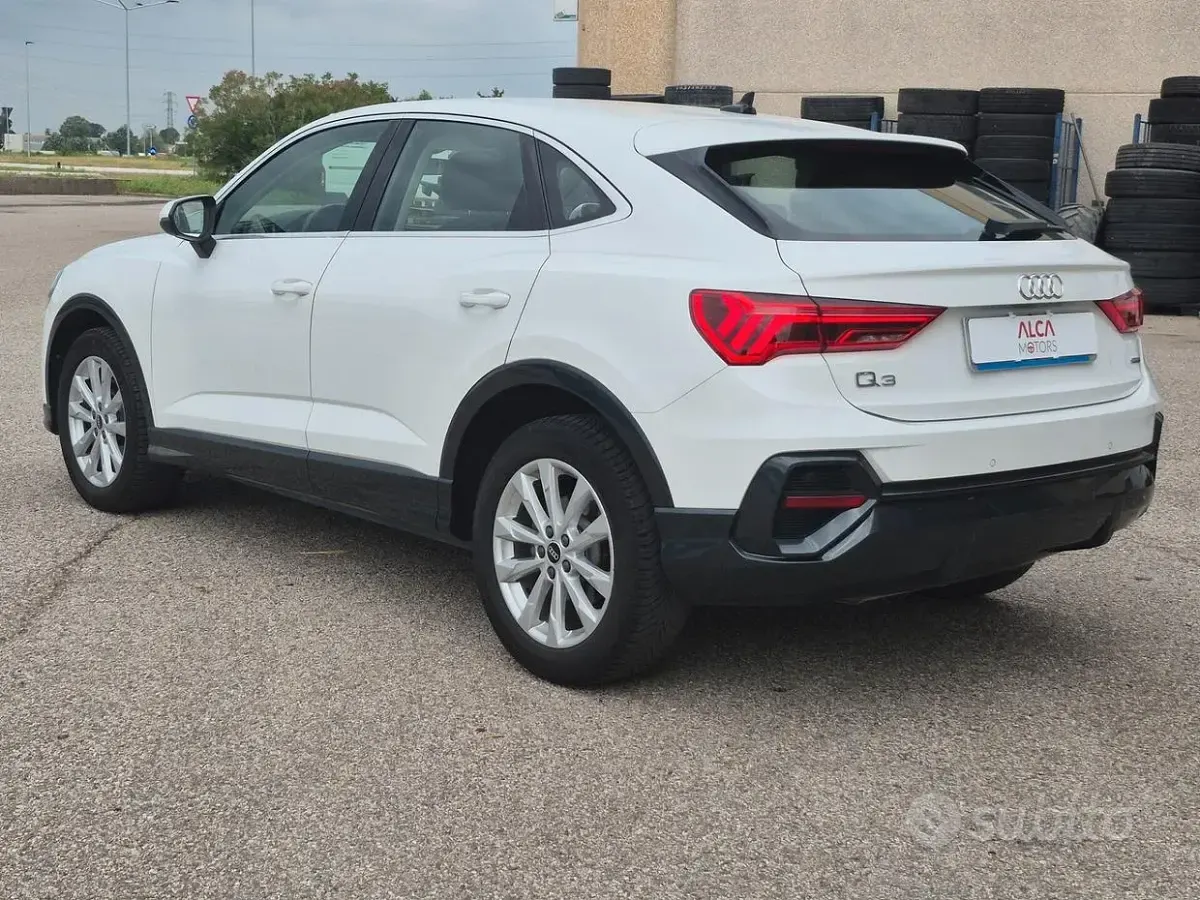 Usata Audi Q3 Business Plus 150 CV (110 kW) 2021 Bianco SUV