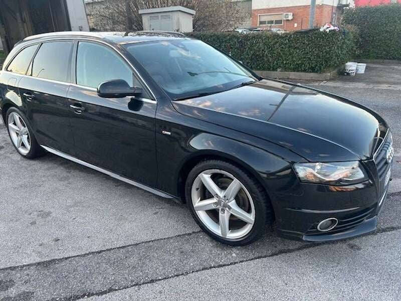 Usata Audi A4 Advanced 143 CV (105 kW) 2011 Nero Station wagon