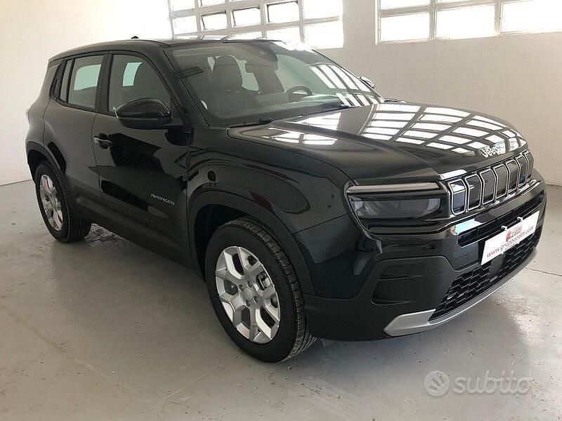 Usata Jeep Avenger EV Altitude 11 kW (15 CV) 2024 Nero SUV