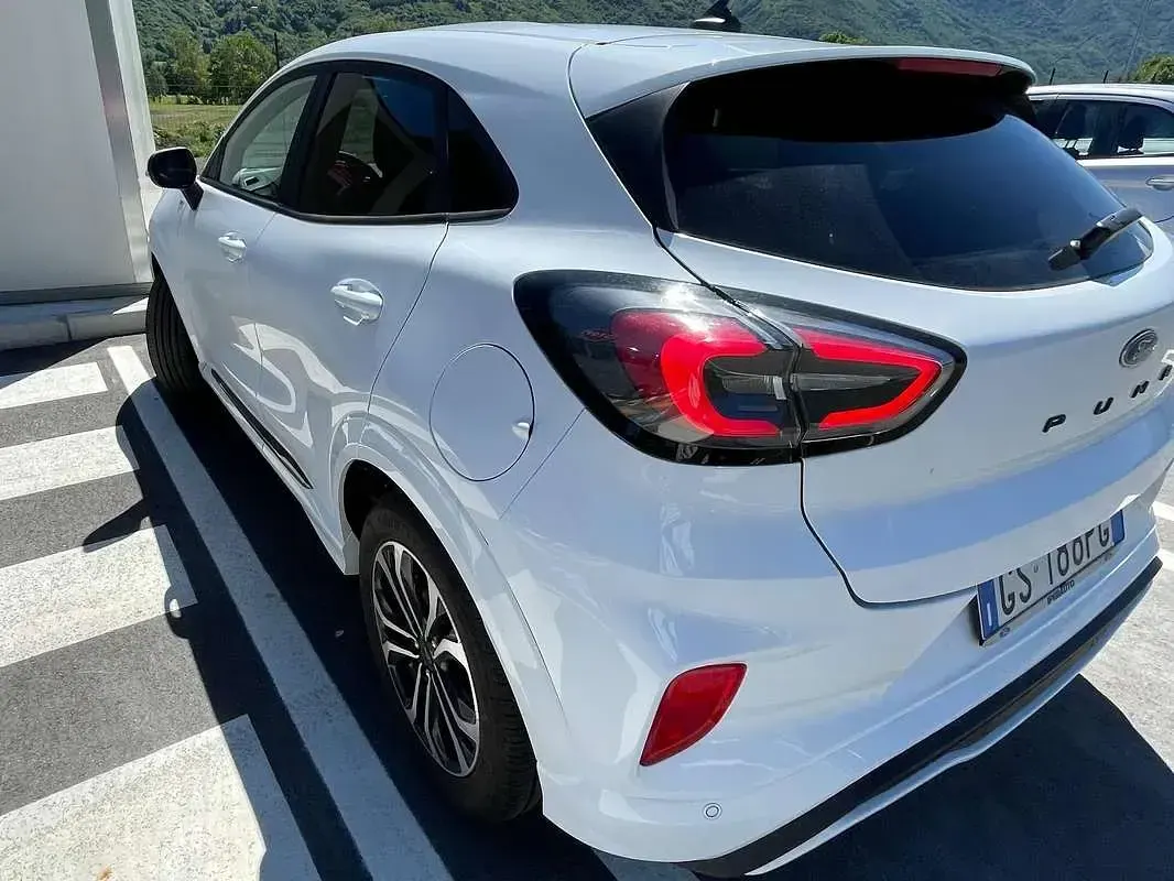 Usata Ford Puma ST-Line 125 CV (91 kW) 2024 Bianco SUV