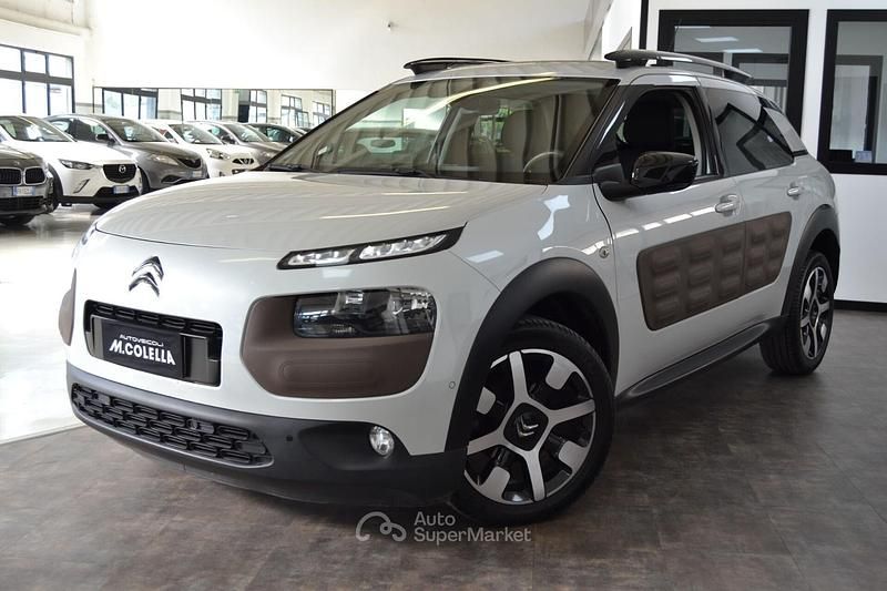 Bianco Usata 2014 Citroën C4 Cactus Shine Edition Due volumi | 7990 € (Buon prezzo) - Immagine 1/4