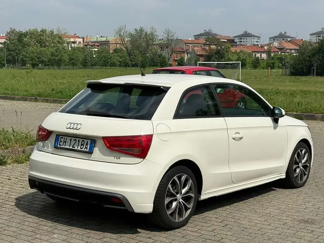 Usata Audi A1 Ambition 105 CV (77 kW) 2011 Utilitaria