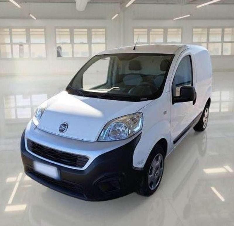Bianco Usata 2020 Fiat Fiorino Furgone | 6200 € (Ottimo prezzo) - Immagine 1/4