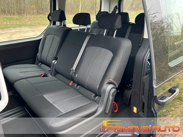 Usata Hyundai Staria Trend 177 CV (130 kW) 2024 Blu Monovolume