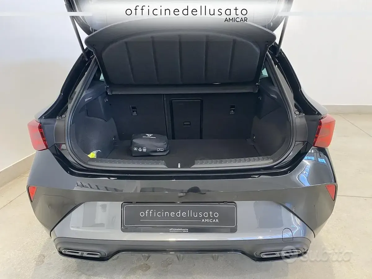 Usata Cupra Leon 150 CV (110 kW) 2025 Berlina