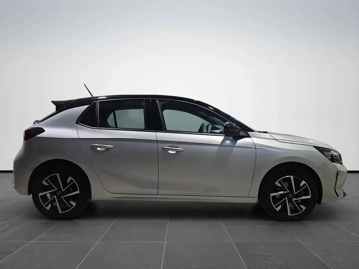 Usata Opel Corsa S 101 CV (74 kW) 2024 Anvil grey Utilitaria