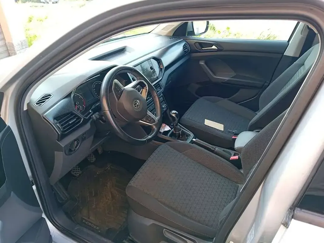 Usata VW T-Cross Style 116 CV (85 kW) 2019 Argento SUV