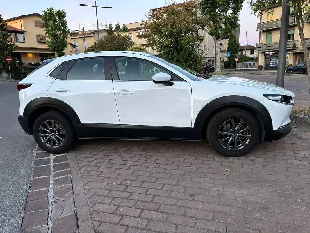 Usata Mazda CX-30 Evolve 122 CV (89 kW) 2022 Bianco SUV