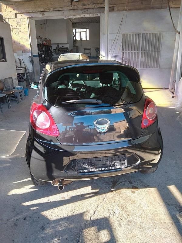 Usata Ford Ka Individual 75 CV (55 kW) 2011 Utilitaria