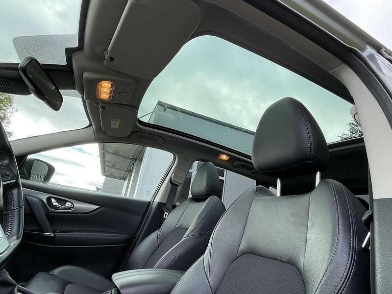 Gebraucht Nissan Qashqai Tekna 150 PS (110 kW) 2019 Grau SUV