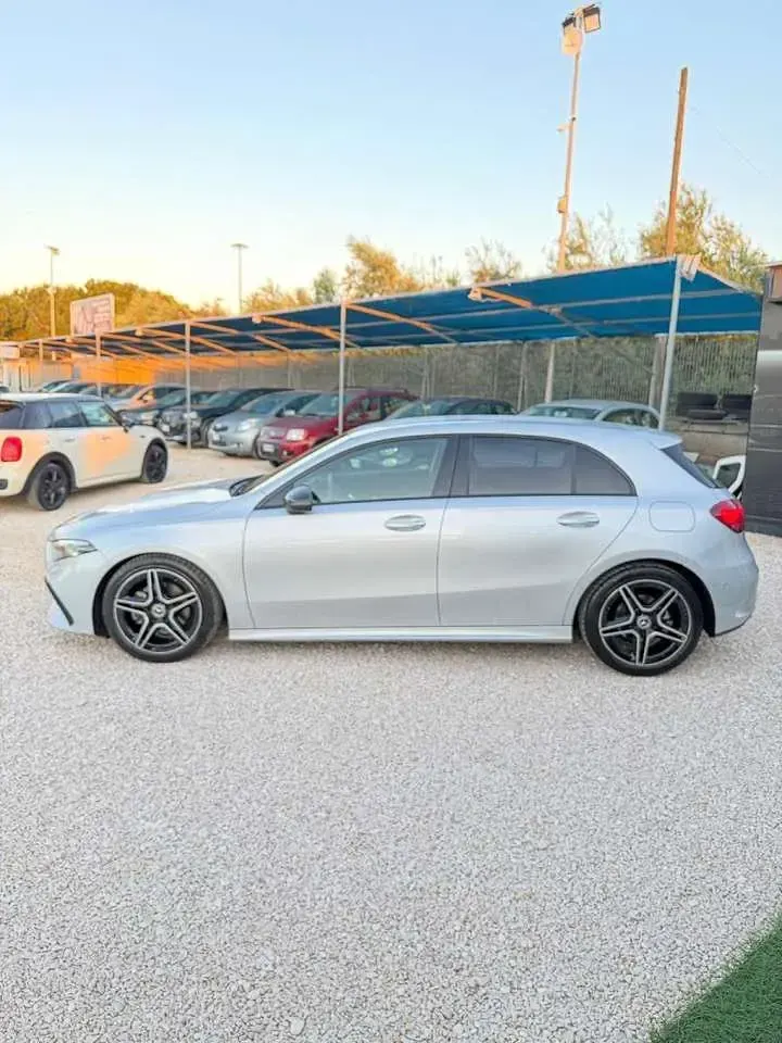 Usata Mercedes A140 AMG 150 CV (110 kW) 2023 Grigio chiaro Berlina