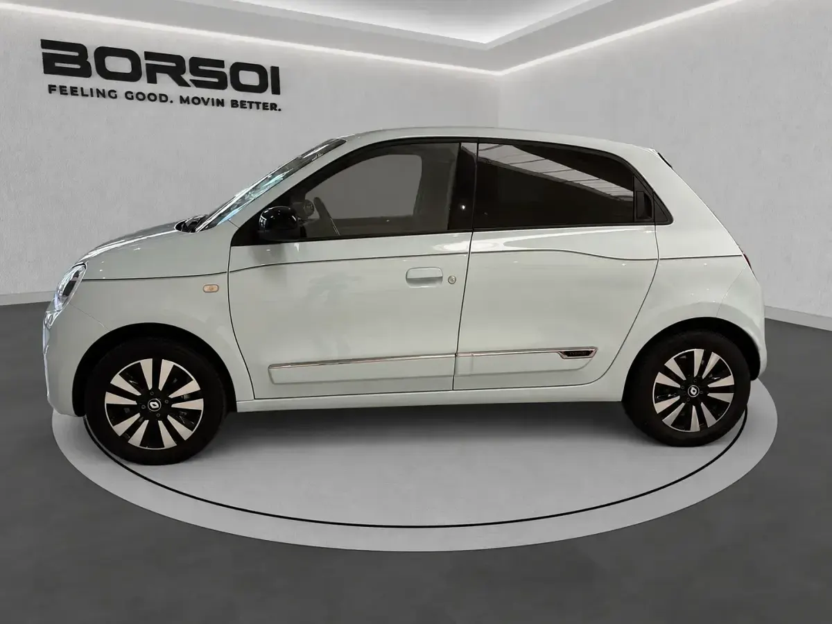 Usata Renault Twingo Techno 30 kW (42 CV) 2023 Blue shopping Utilitaria