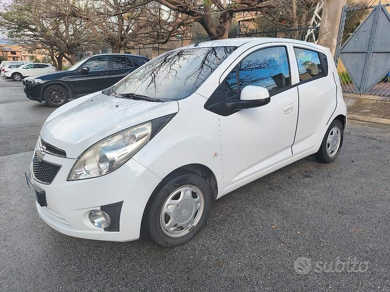 Usata Chevrolet Spark LS 68 CV (50 kW) 2012 Bianco Utilitaria