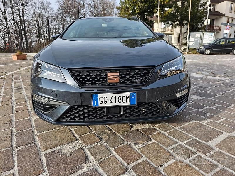 Usata Seat Leon 4Drive 2021 Grigio Station wagon