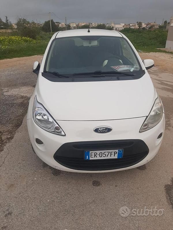 Usata Ford Ka 75 CV (55 kW) 2013 Bianco Utilitaria