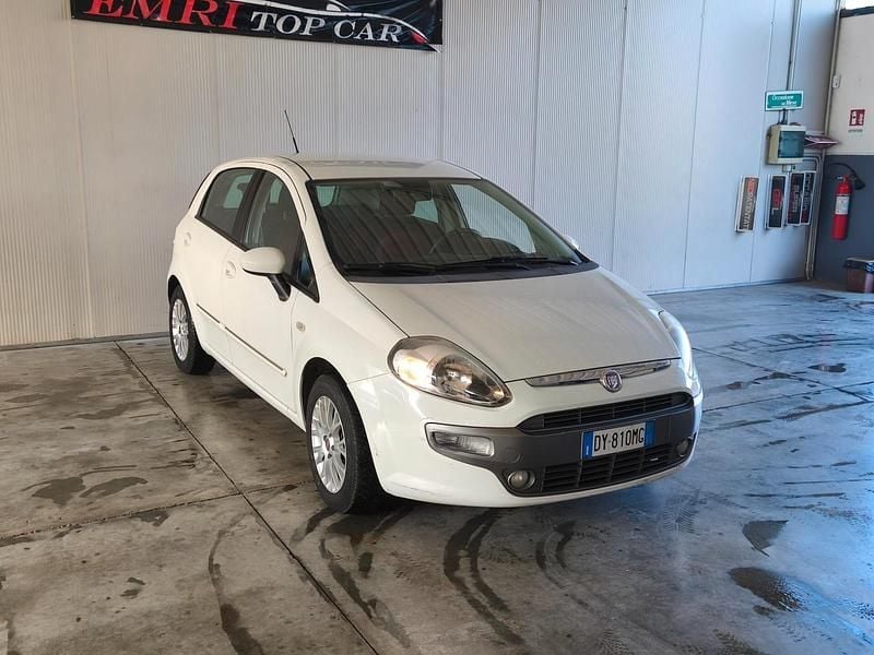 Usata Fiat Punto Evo Dynamic 75 CV (55 kW) 2010 Bianco Utilitaria