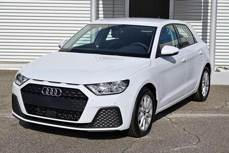 Usata Audi A1 Sportback Business 116 CV (85 kW) 2025 Bianco Utilitaria