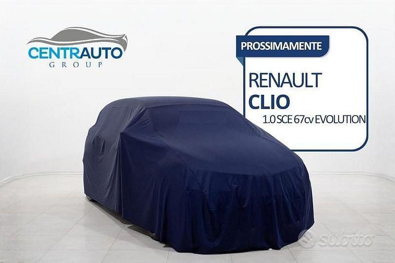 Usata Renault Clio V Evolution 67 CV (49 kW) 2024 Arancione Berlina