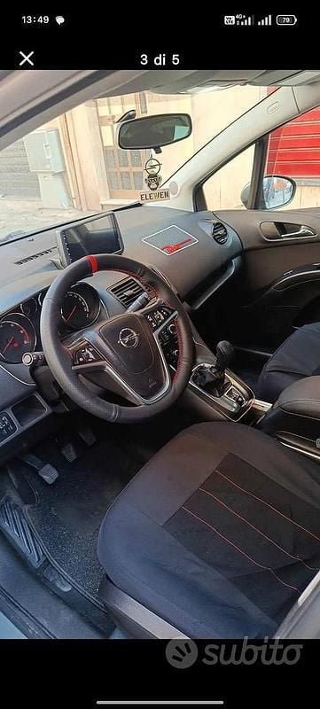 Usata Opel Meriva 95 CV (69 kW) 2012 Monovolume