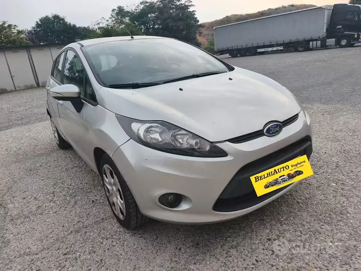Usata Ford Fiesta 82 CV (60 kW) 2009 Berlina