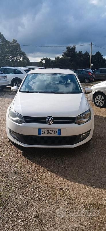 Usata VW Polo Comfortline 74 CV (54 kW) 2014 Bianco Berlina